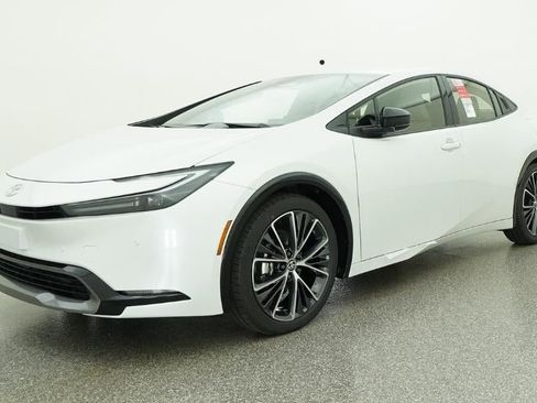 New 2026 Toyota Prius XLE FWD image 17