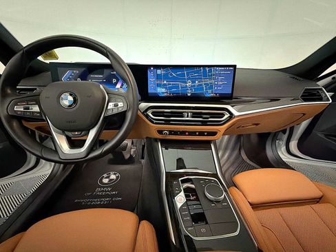 Used 2024 BMW 330i xDrive Sedan w/ Premium Package AWD/4WD image 16