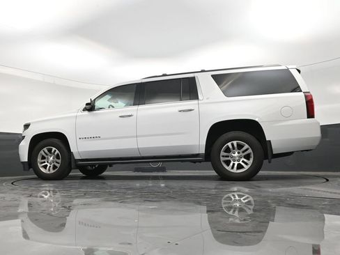 Used 2018 Chevrolet Suburban LT RWD image 21