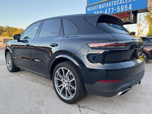 Used 2019 Porsche Cayenne AWD/4WD image 5