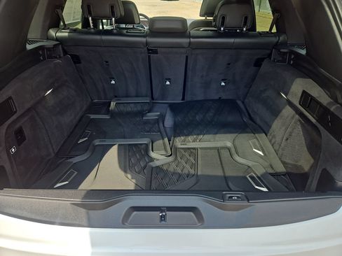 Used 2025 BMW X5 xDrive40i w/ Executive Package AWD/4WD image 38