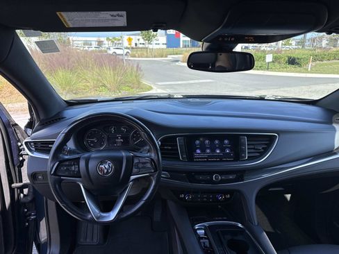 Used 2023 Buick Enclave Essence w/ Experience Buick Package image 18