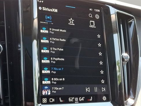 Certified 2025 Volvo XC60 B5 Plus image 16