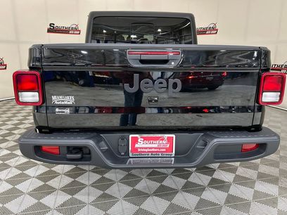 Used 2024 Jeep Gladiator Sport