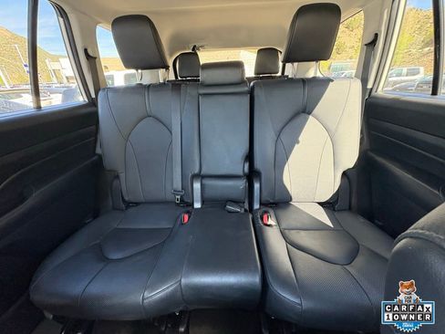 Certified 2024 Toyota Grand Highlander Limited image 6