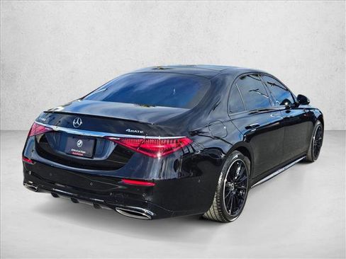 Used 2025 Mercedes-Benz S 580 4MATIC Sedan image 5