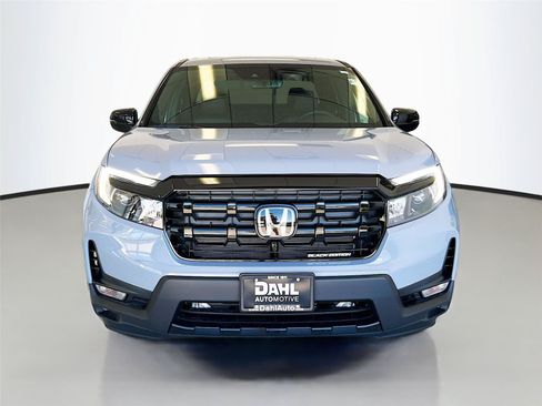 New 2026 Honda Ridgeline Black Edition image 3