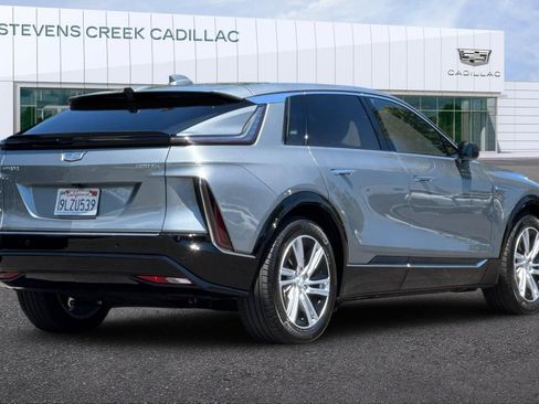 Certified 2024 Cadillac Lyriq Tech w/ Driver Assist Package AWD/4WD image 3