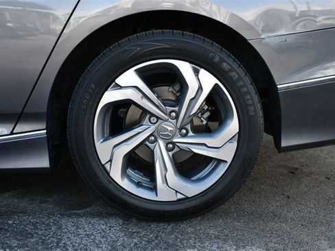 Used 2019 Honda Accord EX-L image 31