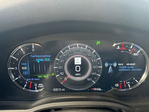 Used 2019 Cadillac Escalade ESV Luxury image 9