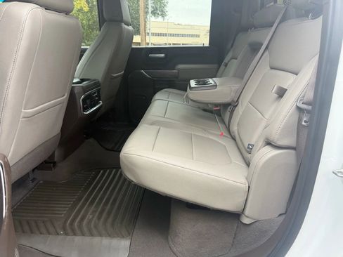 Used 2021 Chevrolet Silverado 3500 LTZ w/ LTZ Convenience Package image 10