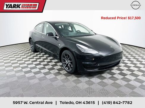 Used 2018 Tesla Model 3 Long Range image 1