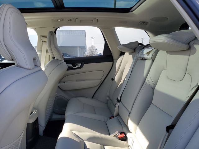 New 2026 Volvo XC60 T8 Ultra w/ Protection Package Premier AWD/4WD image 27