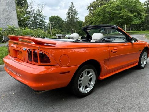 Used 1996 Ford Mustang GT RWD image 7