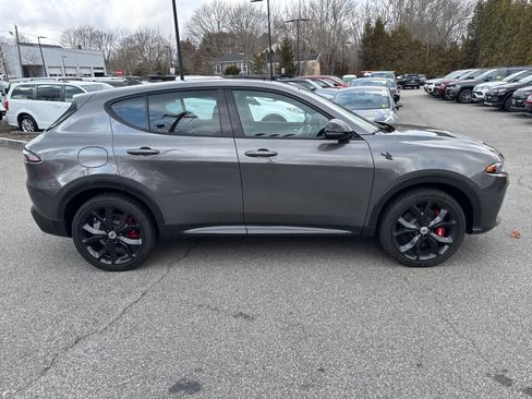 New 2024 Dodge Hornet R/T Plus image 7