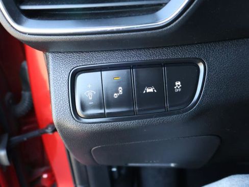 Used 2019 Hyundai Santa Fe SE image 19