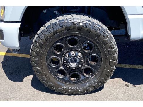 Used 2025 Ford F350 XLT w/ Black Appearance Package AWD/4WD image 10