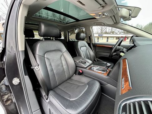 Used 2014 Audi Q7 3.0T S line Prestige w/ Cold Weather Package image 18