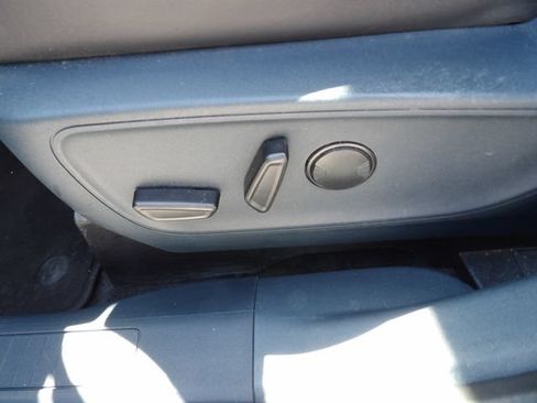 Certified 2024 Ford Maverick Lariat w/ Black Appearance Package FWD image 31