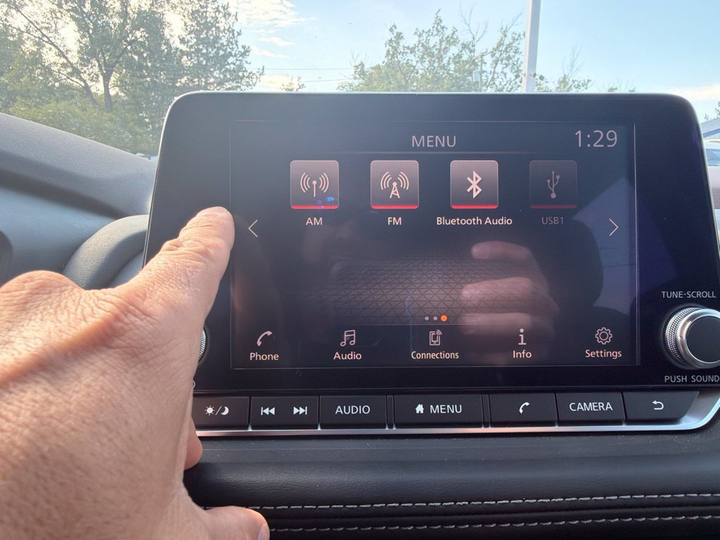 Used 2021 Nissan Rogue S FWD image 27