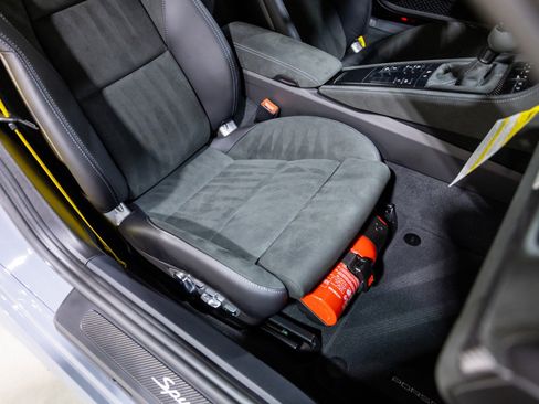 Used 2024 Porsche 718 Boxster Spyder RS image 36