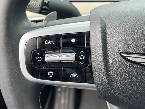 Used 2026 Genesis GV70 2.5T Advanced image 27