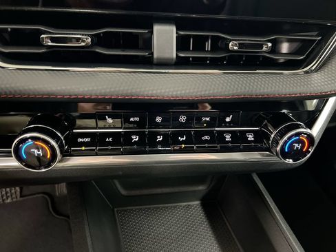 New 2026 Chevrolet Equinox RS FWD image 17