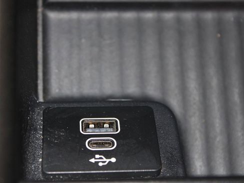 Used 2025 Ford Expedition Active RWD image 45