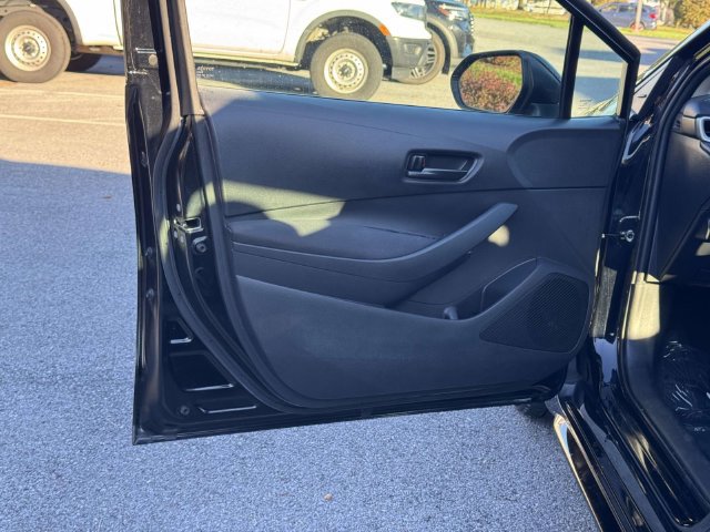 Used 2024 Toyota Corolla LE FWD image 14