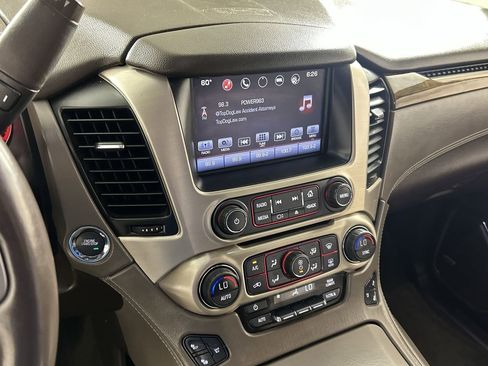 Used 2016 GMC Yukon Denali w/ Open Road Package image 18