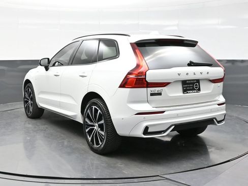 Used 2023 Volvo XC60 T8 Plus AWD/4WD image 5
