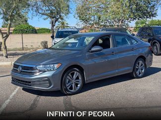 Used 2024 Volkswagen Jetta SE video 1