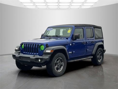 Certified 2018 Jeep Wrangler Unlimited Sport S image 3