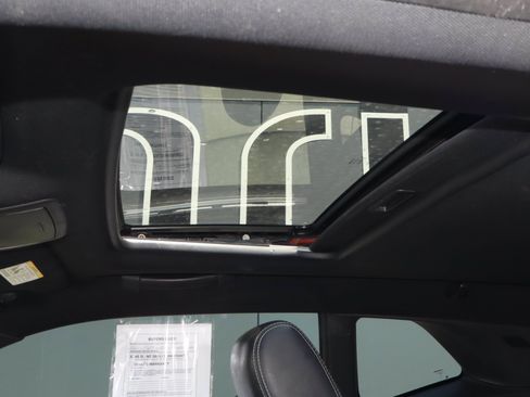 Used 2009 Dodge Challenger R/T RWD image 16
