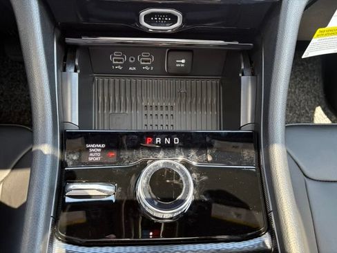 New 2026 Jeep Grand Cherokee Limited AWD/4WD image 32