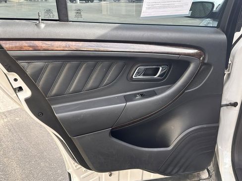 Used 2013 Ford Taurus Limited image 15