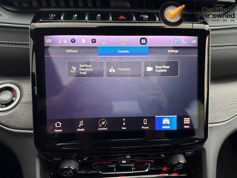 Certified 2023 Jeep Grand Cherokee L Limited w/ Black Appearance Package AWD/4WD image 99