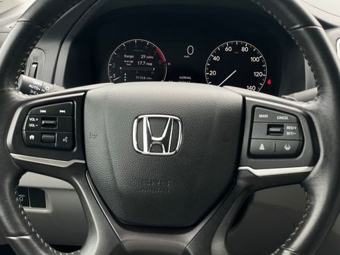 Certified 2025 Honda Ridgeline RTL image 12