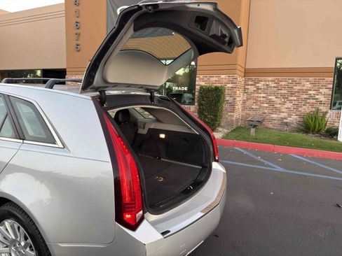 Used 2011 Cadillac CTS AWD Wagon image 78