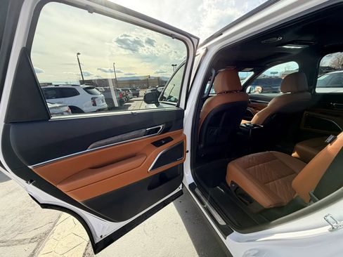 Used 2025 Kia Telluride SX X-Line image 25