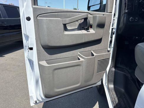 Used 2023 Chevrolet Express 2500 w/ Driver Convenience Package RWD image 20