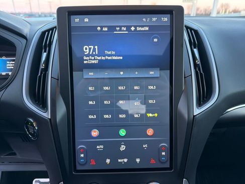 Used 2024 Ford Edge ST-Line w/ Class II Trailer Tow Package image 18