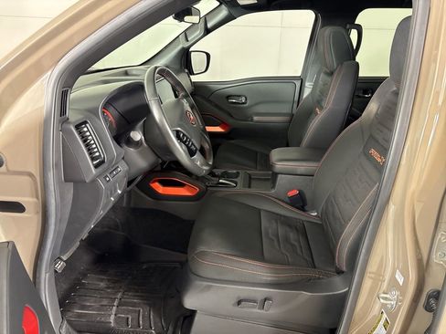 Used 2024 Nissan Frontier Pro-X image 16