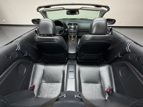 Used 2010 Lexus IS 250C RWD image 15