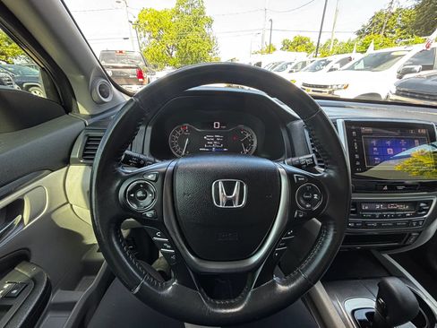 Used 2017 Honda Pilot EX-L image 10
