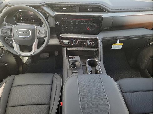 New 2026 GMC Sierra 1500 Denali w/ Denali Reserve Package image 11