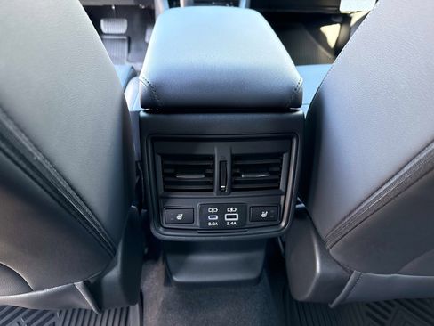New 2026 Subaru Outback Touring XT AWD/4WD image 17