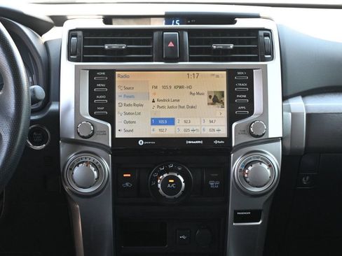 Used 2021 Toyota 4Runner SR5 Premium w/ Moonroof Package AWD/4WD image 12