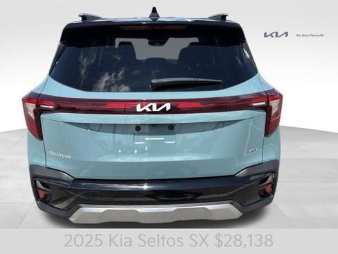 Certified 2025 Kia Seltos SX AWD/4WD image 7