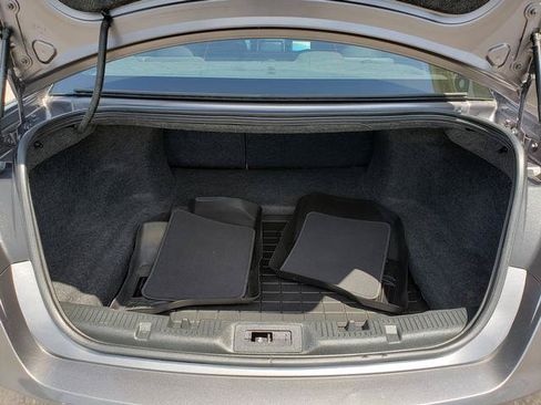 Used 2014 Ford Taurus SEL w/ Equipment Group 201A FWD image 5